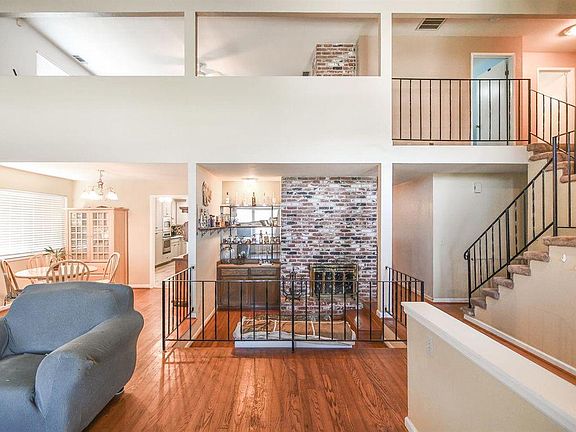 4th image of 1775 Bingham Ln