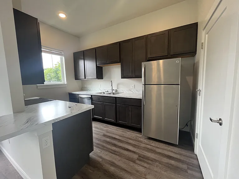 205 Hickory St #107 — Photo 2