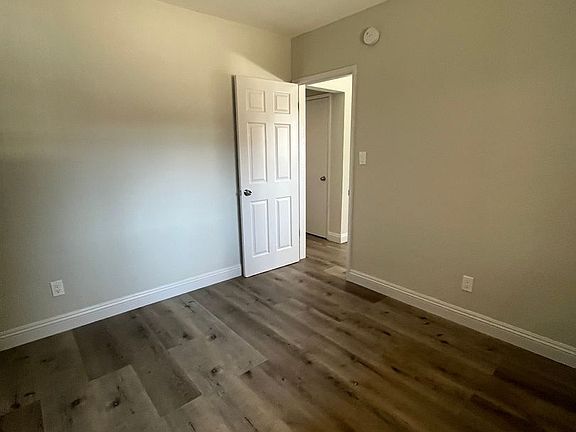 4th image of 7833 S Towne Ave #3