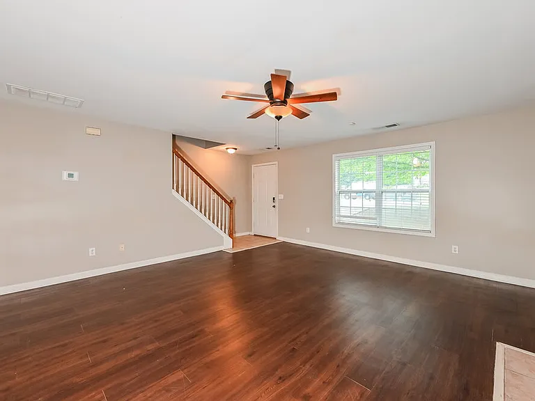 854 Langley View Ct — Photo 5