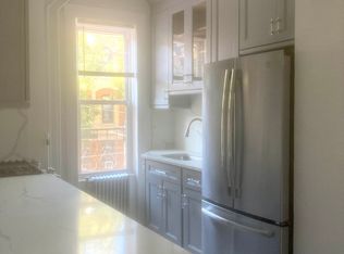 2046 Palmetto St APT 2R, Ridgewood, NY 11385
