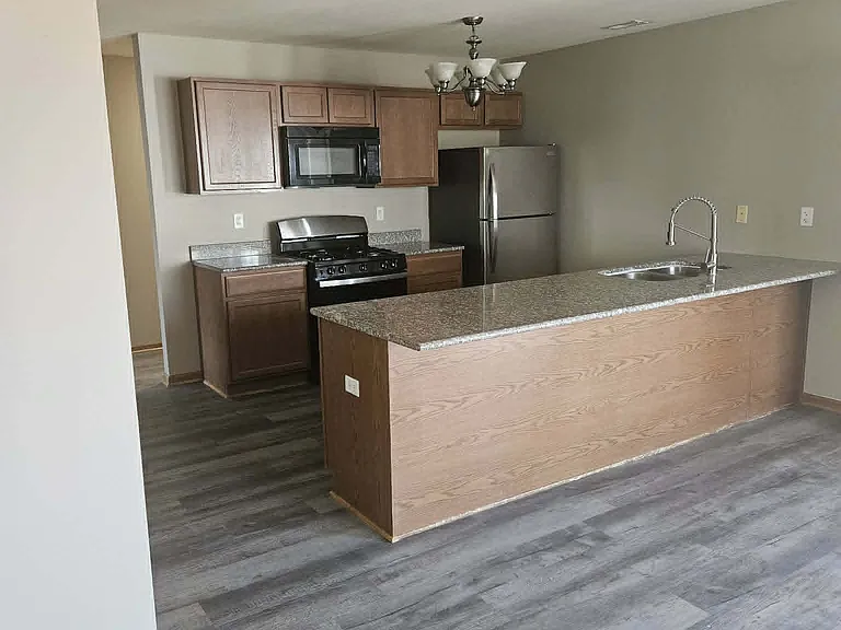 10227 Clearwing Ln — Photo 4