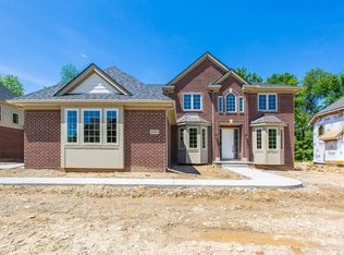 47655 Alpine Dr, Novi, MI