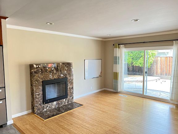 3rd image of 1063 Cloverbrook Dr