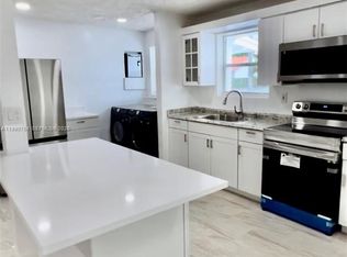 1800 SW 87th Ave, Miami, FL 33165