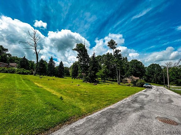 5th image of Shannon Way