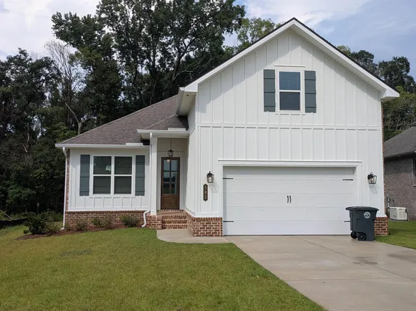 384 Dover St, Fairhope, AL 36532