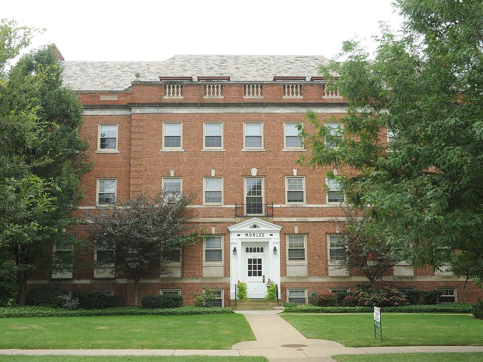 1st image of 15810 Van Aken Blvd APT 103
