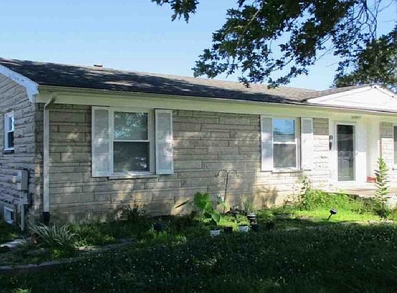 3rd image of 7000 Linton Ct