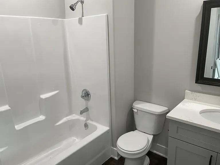 4414 S Mount Carmel Ave — Photo 9