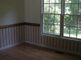 118 McPherson Ct, Seaford, VA 23696