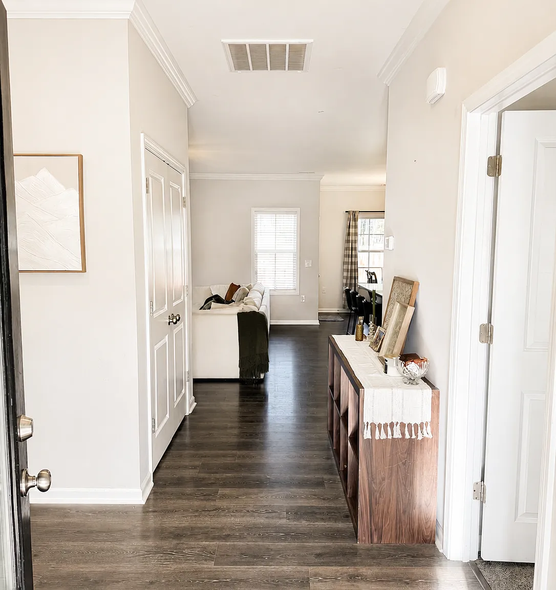 3 bed, 1717 sqft, $2,000 — Photo 2