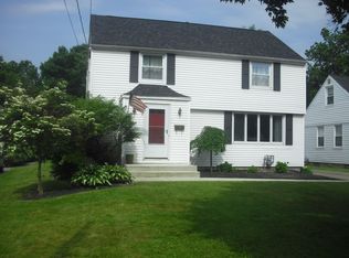 68 Charlotte Ave, Hamburg, NY 14075