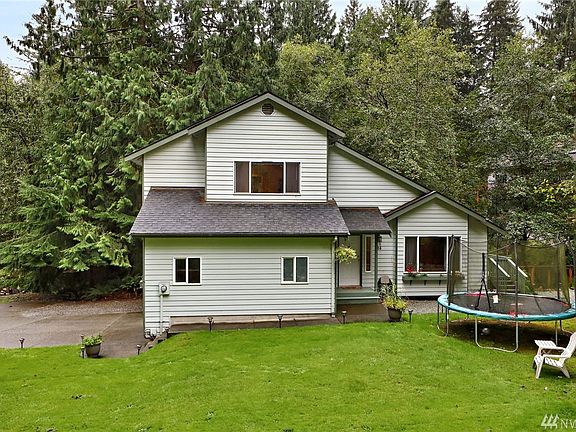 2nd image of 94 Polo Park Dr