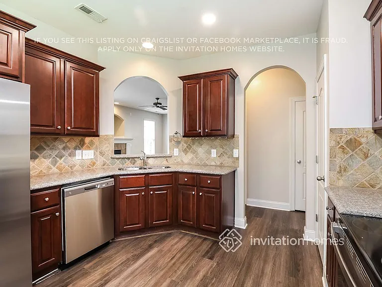 13100 Windy Lea Ln — Photo 8