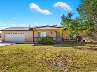 9040 Quincy Ave, Hesperia, CA 92345