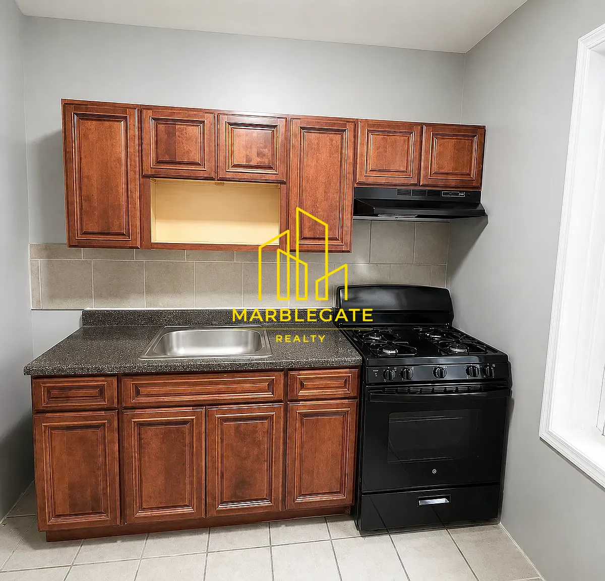 2 bed, 850 sqft, $1,795 — Photo 1