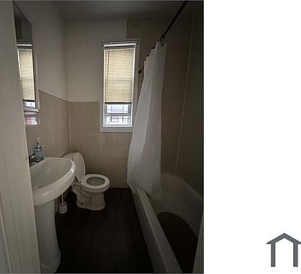 5th image of 3606 Bronx Blvd Floor 1
