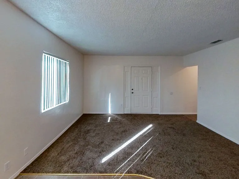 1804 Capri Ave — Photo 3