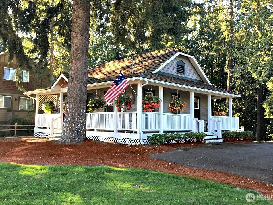 1st image of 23042 NE 8th Street