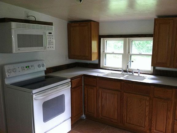 Fresh appliances in recently updated kitchen