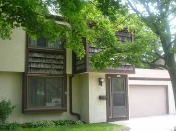 8363 N 107th St #130, Milwaukee, WI 53224