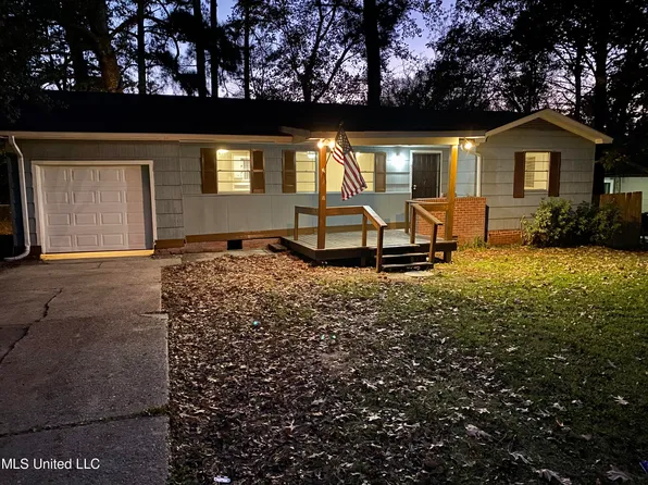 917 Reaves St, Jackson, MS 39204
