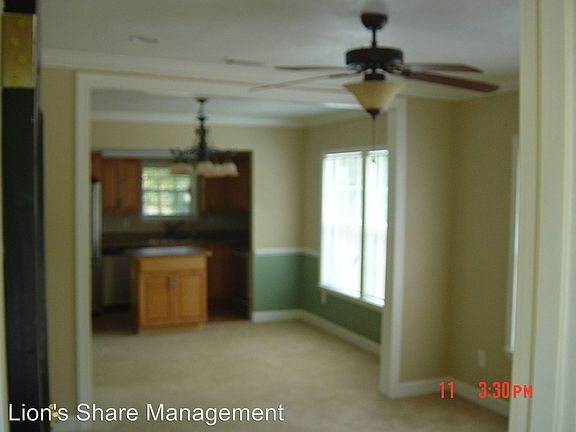 2nd image of 825 Tucker St