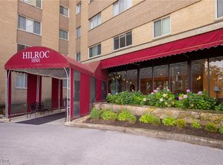 18501 Hilliard Blvd APT 311, Rocky River, OH 44116