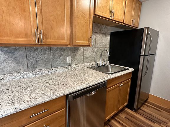 2nd image of 3506 Jackson St #4