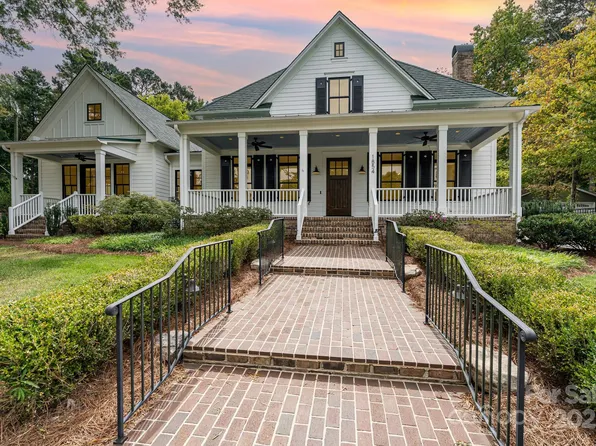 1854 Runnymede Rd #4, Winston Salem, NC 27104