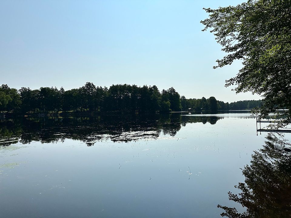 1st image of 102 Tall Pines Drive