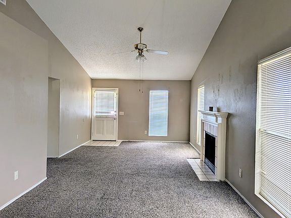 2nd image of 2412 Country Hollow Ln