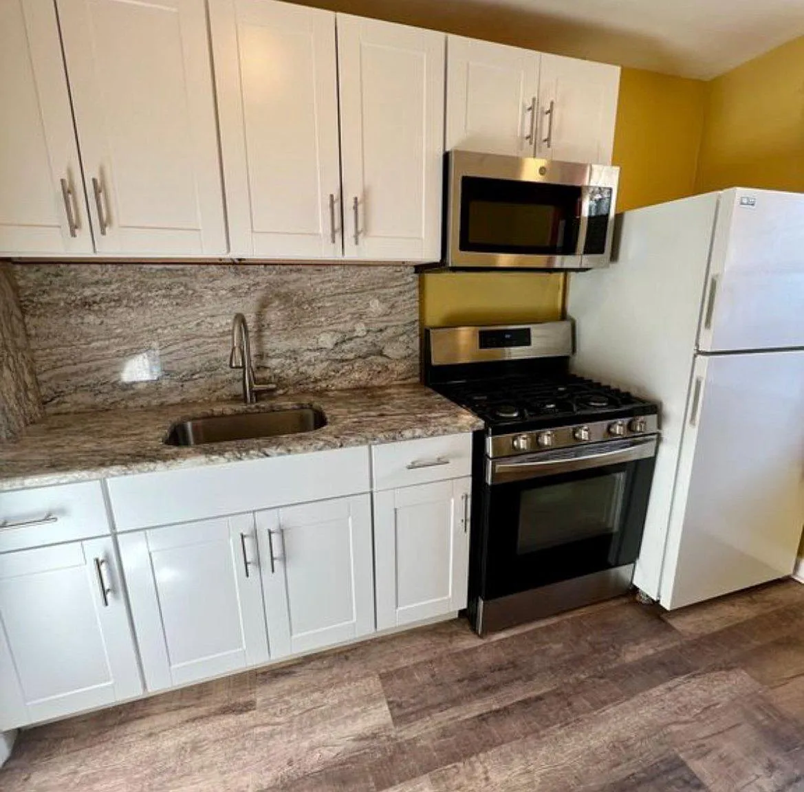 1 bed, 1.0 bath, 700 sqft, $1,125 — Photo 1