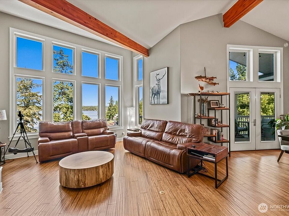 1st image of 2142 Island Drive NW