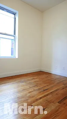 Rented by Mdrn Residential | media 6