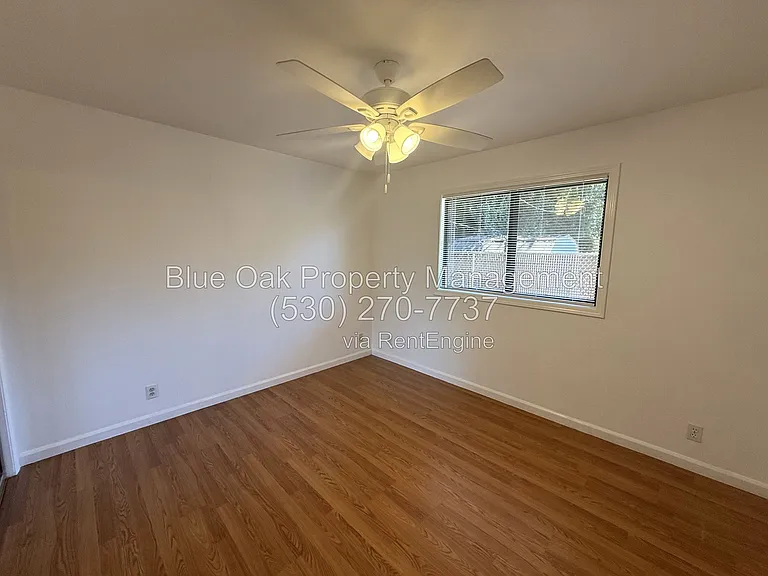 1515 Hemlock St #B — Photo 8