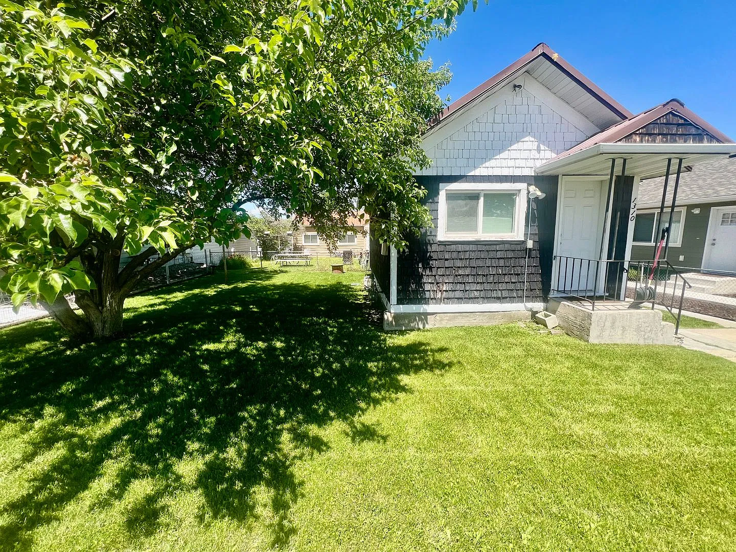 1310 Poplar St. — Photo 3