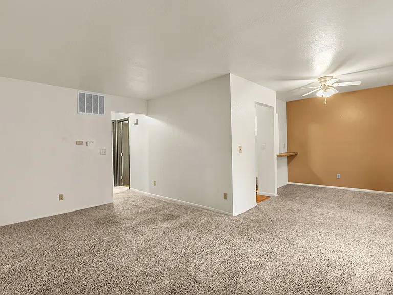 1 Fort St #19 — Photo 4