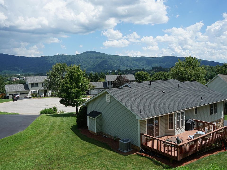 1st image of 6010 Farmhouse Ct
