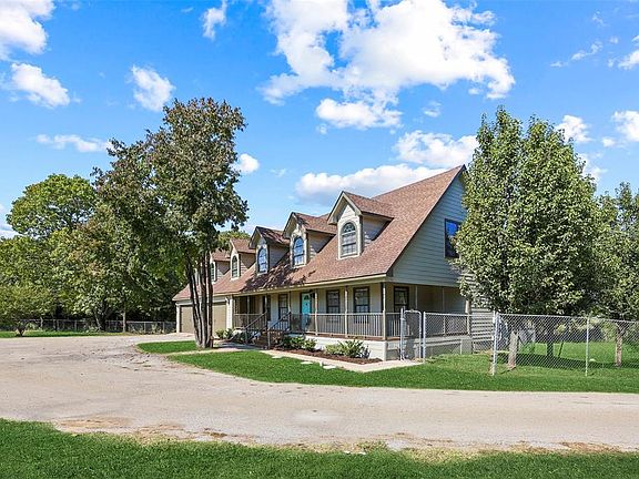 2nd image of 2629 Vz County Road 3815