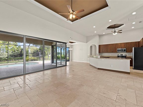 5th image of 1601 SW 28th Terrace Cpe