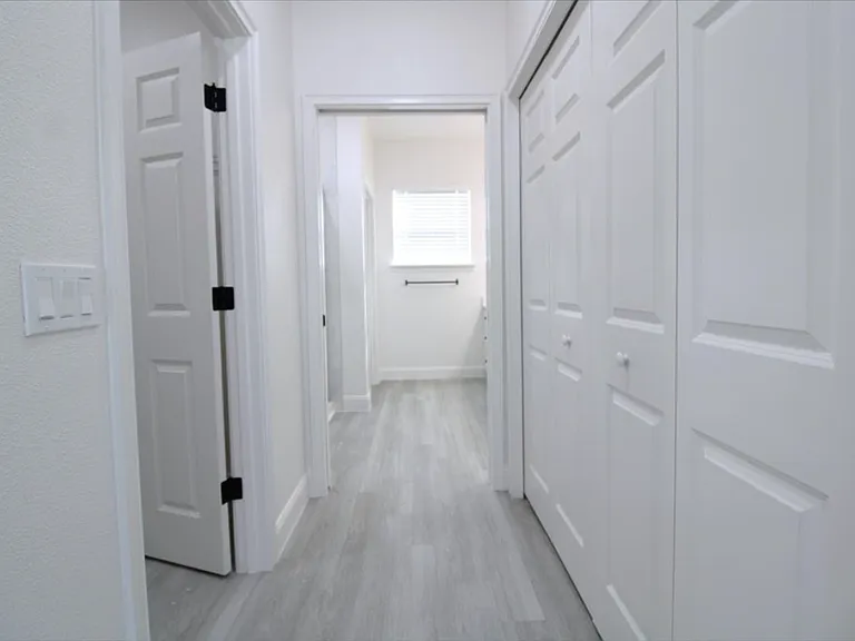 1320 Noble Pl — Photo 12