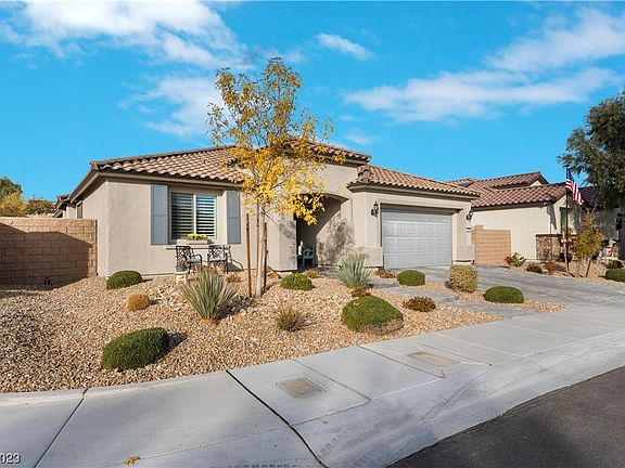 3rd image of 8263 Skye Blue St