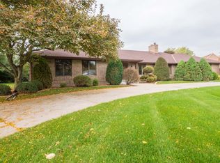 N31W23580 Rough Hill Rd, Pewaukee, WI 53072