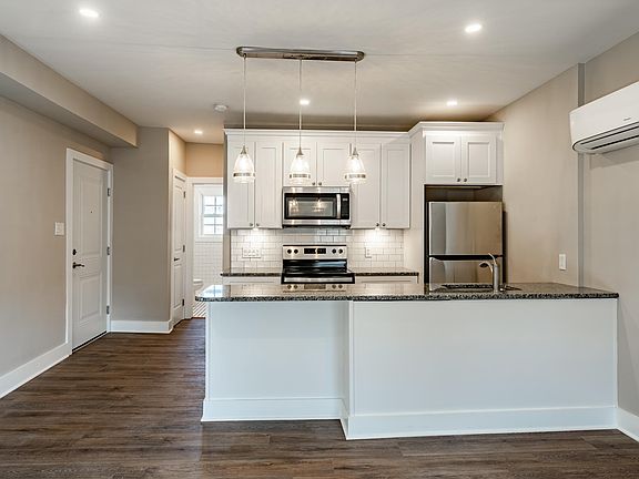 3rd image of 191 Bridge St APT 5