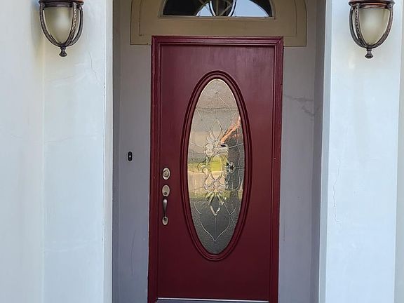 Front door entrance way.