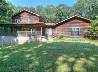 1042 Lake Colonial Dr, Arrington, TN 37014