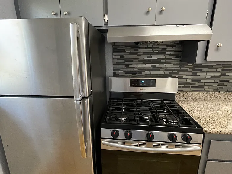 1705 Linden St #2 — Photo 8