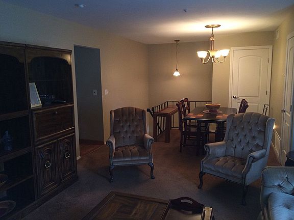 4th image of 186 Lake Pointe Cir